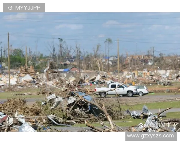 火花与风暴的较量究竟谁更强大探讨自然力量的对比与影响